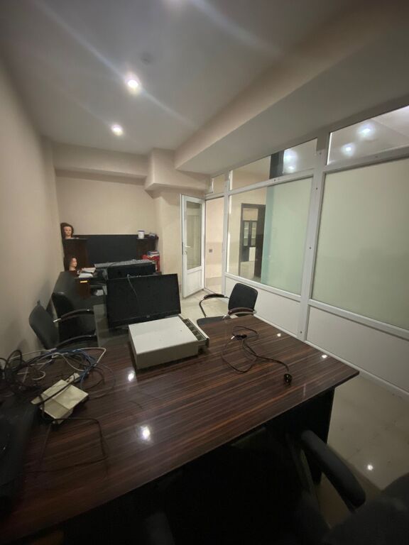 Satılır obyekt 280 m² — Əmlak, Bakı (9)