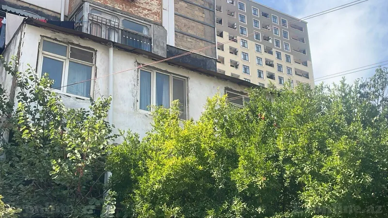 Satılır 3 otaqlı Mənzil Köhnə tikili 73 m² Bakı, Yasamal r., Elmlər Akademiyası m — Bakı