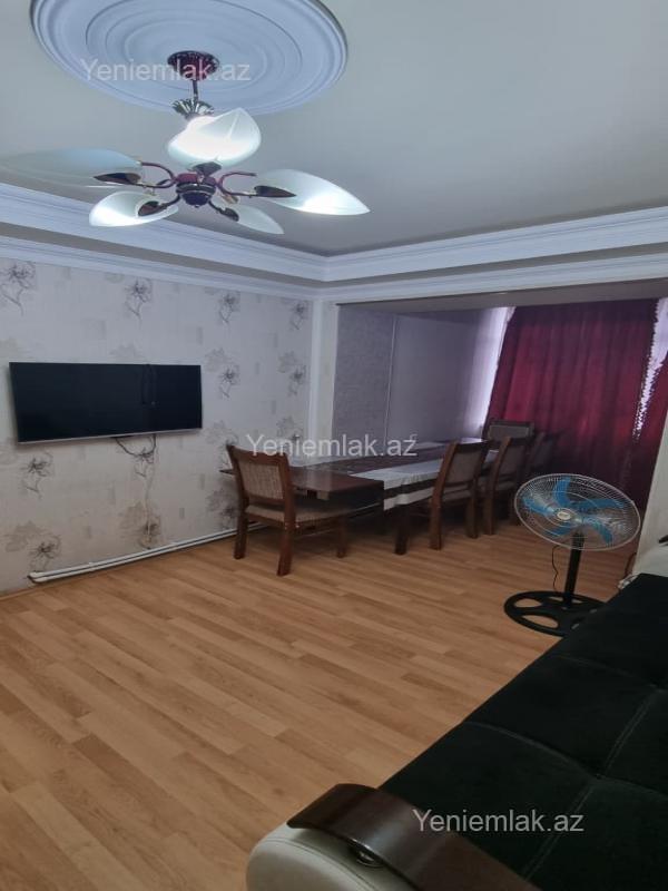 Satılır 3 otaqlı Bina evi menzil (Köhnə tikili), 58 m², 8-ci mikrorayon — Mənzil, Sumqayıt