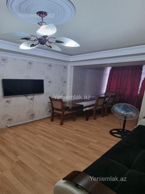 Satılır 3 otaqlı Bina evi menzil (Köhnə tikili), 58 m², 8-ci mikrorayon — Sumqayıt