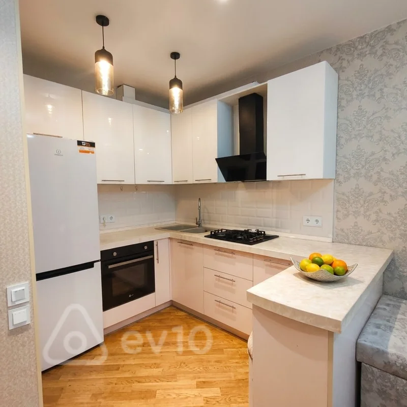 2 otaqlı mənzil, 70 m², Şirin Mirzəyev küçəsi — kirayə — Mənzil, Bakı (3)