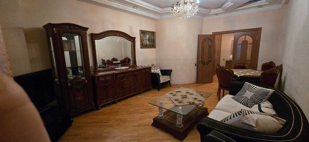 İcarəyə verilir 3 otaqlı yeni tikili 130 m² — Mənzil, Bakı (9)