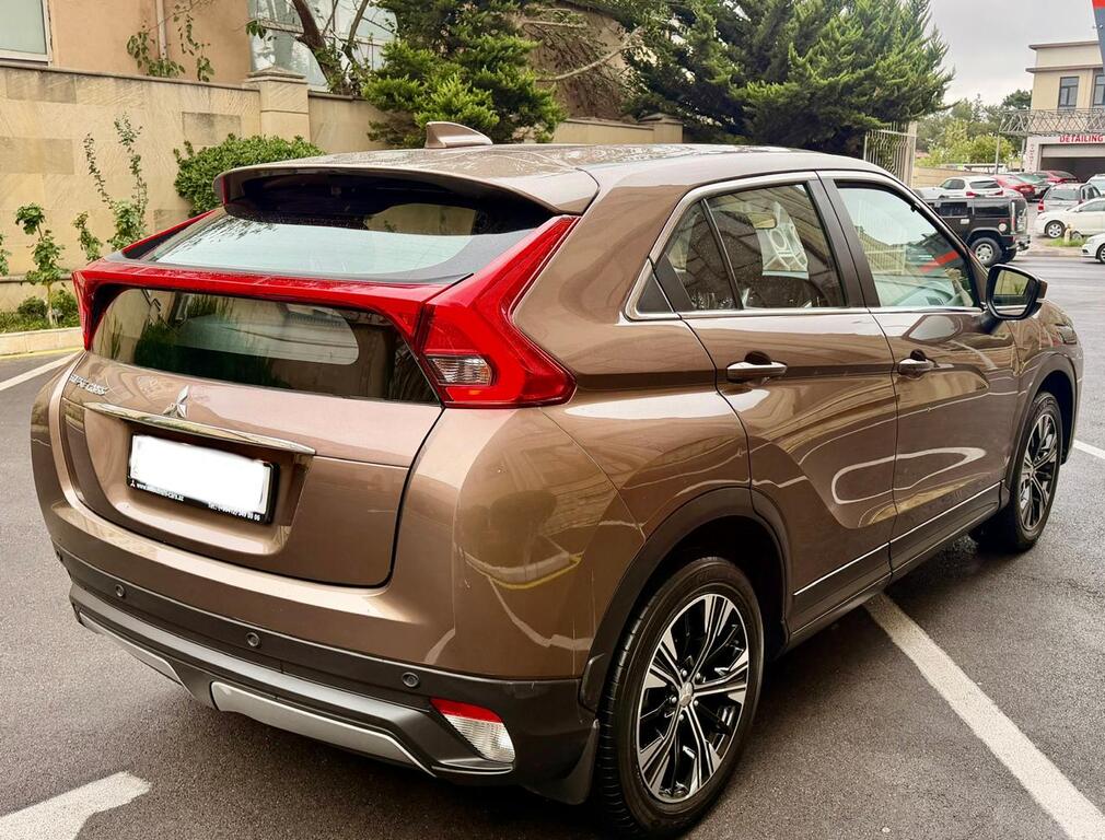 Mitsubishi Eclipse Cross, 2.0 L, 2019 il, 71 540 km — Avtomobillər, Bakı (6)