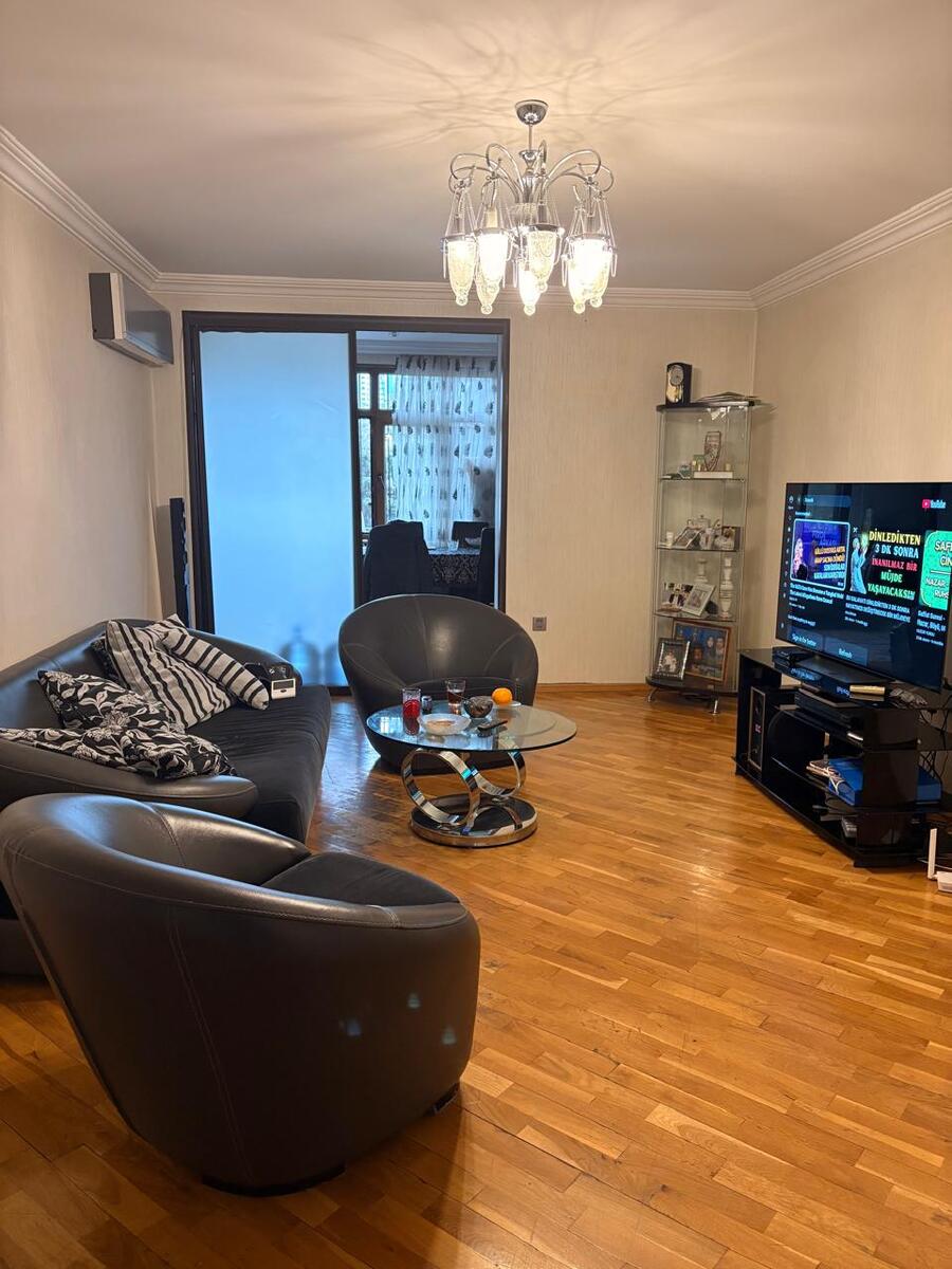 Satılır 2 otaqlı köhnə tikili 66 m² — Mənzil, Bakı (5)