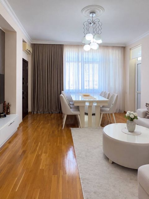Satılır 3 otaqlı yeni tikili 85 m² — Bakı