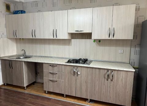 Metbex mebeli tam ideyal üstünde qaz moyka hamsi verlir mebel arasi — Bakı