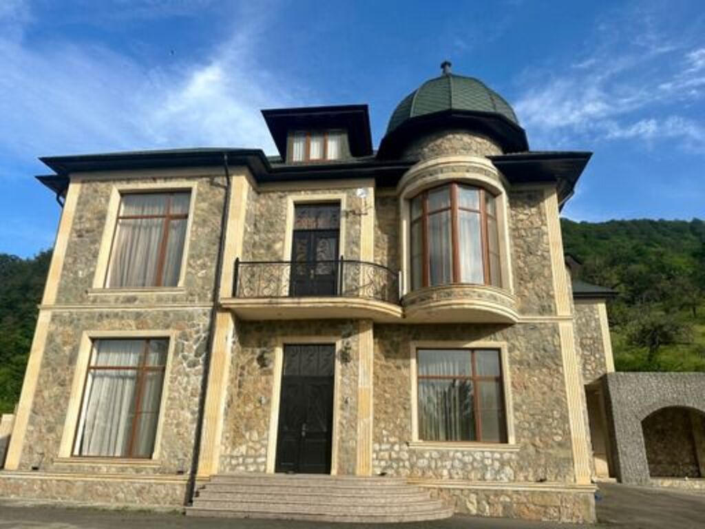 İcarəyə verilir 7 otaqlı həyət evi/bağ evi 300 m² — Ev, villa, Quba (3)