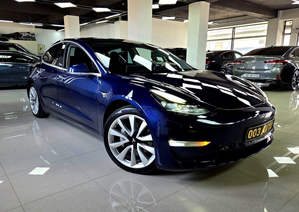 Tesla Model 3, 60 kWh, 2018 il, 198 000 km — Avtomobillər, Bakı (5)