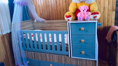 Uşaq beşiyi və komodlu modul dəst - Material: MDF/ləmə görünüşlü — Masazır