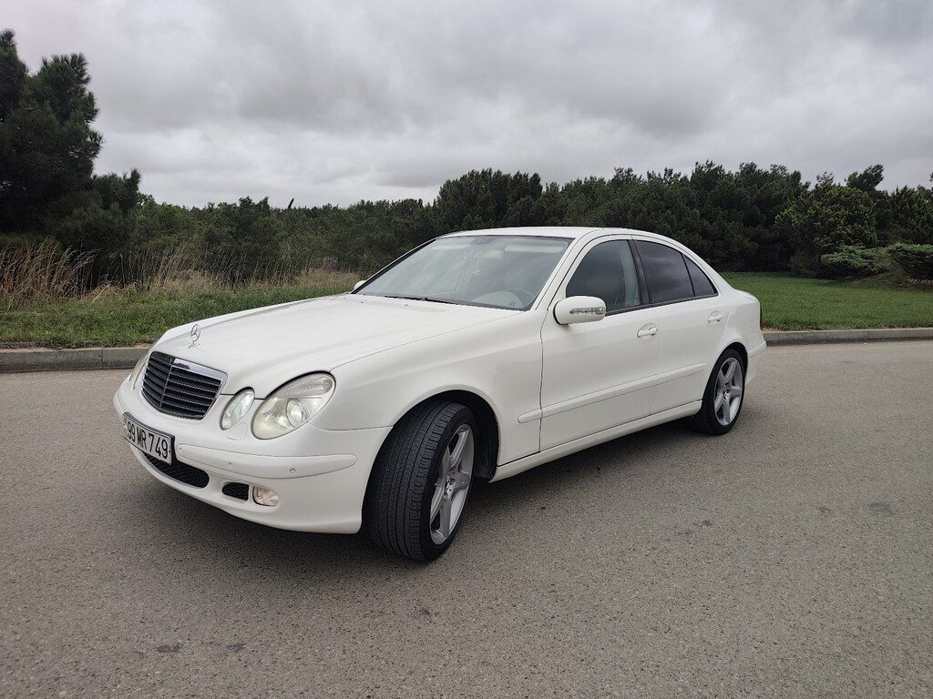 Mercedes E 200, 1.8 L, 2003 il, 221 000 km 99-MR-749 — Avtomobillər, Bakı (9)