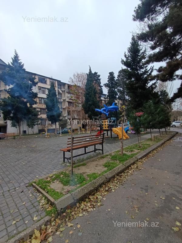 Satılır 4 otaqlı Bina evi menzil (Köhnə tikili), 100 m², Sabunçu rayonu — Mənzil, Bakı