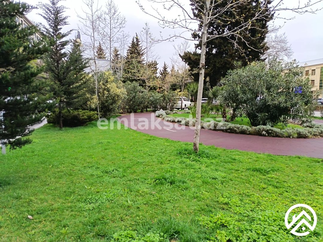 Satılır 2 otaq köhnə tikili 60 m², Nərimanov — Mənzil, Bakı (2)