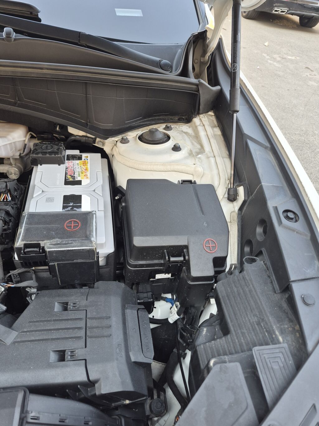 Kia Sorento – ağ mirvari rəngli, müasir dizaynlı 5yer nəfərlik SUV — Avtomobillər, Xırdalan (8)