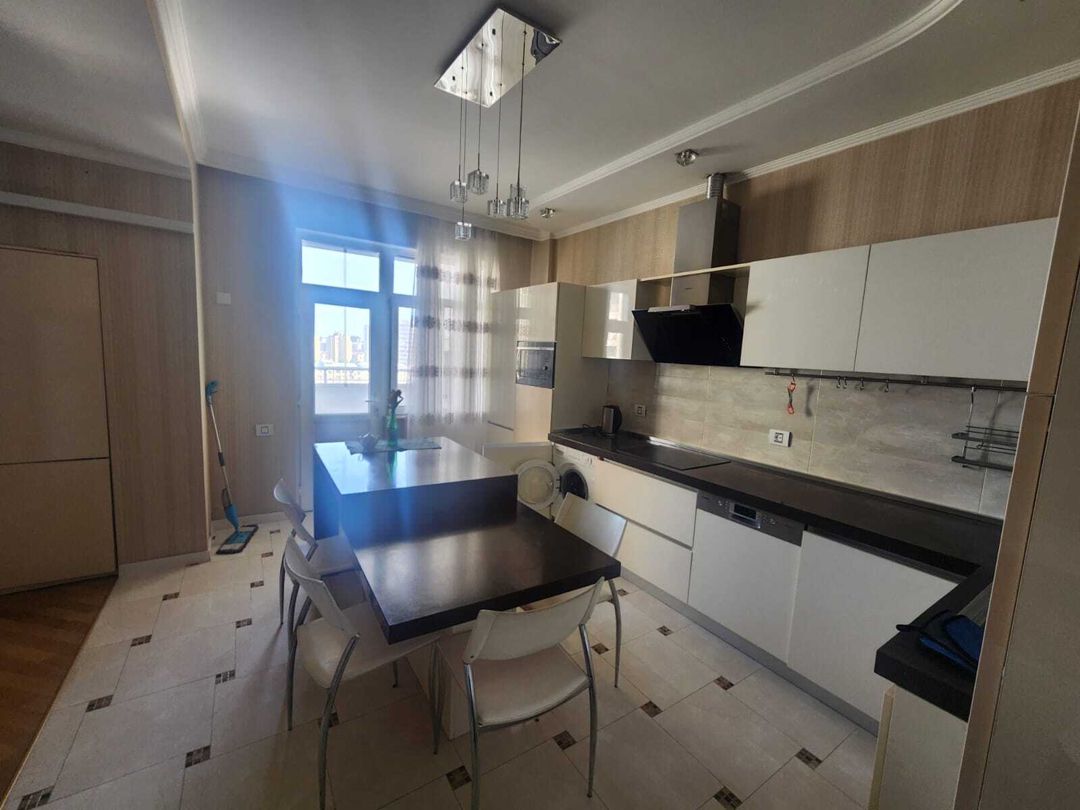 İcarəyə verilir 4 otaqlı yeni tikili 175 m² — Mənzil, Bakı (11)