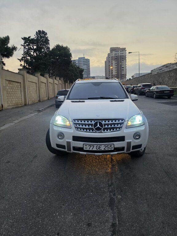 Mercedes ML 350 4MATIC, 3.0 L, 2007 il, 135 000 km 77-GE-255 — Avtomobillər, Bakı (2)