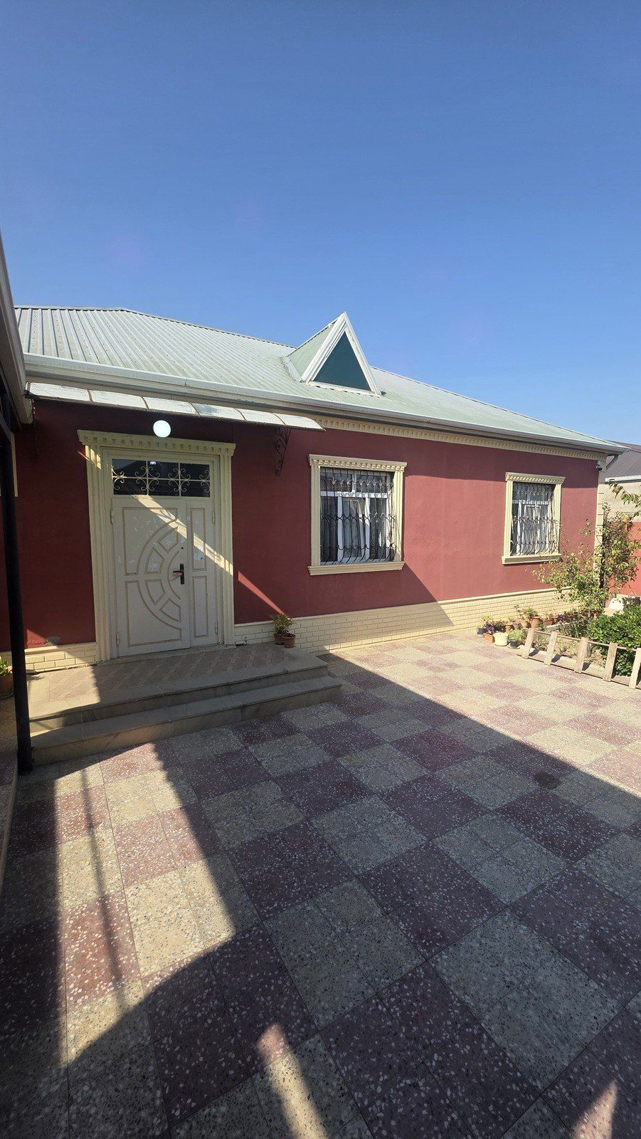 Satılır 3 otaqlı həyət evi/bağ evi 130 m² — Ev, villa, Bakı (2)