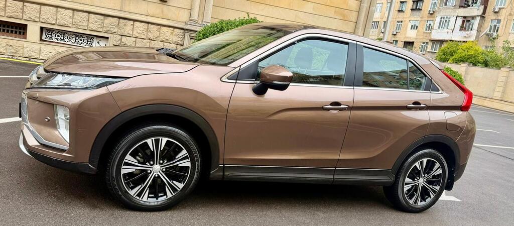 Mitsubishi Eclipse Cross, 2.0 L, 2019 il, 71 540 km — Avtomobillər, Bakı (5)