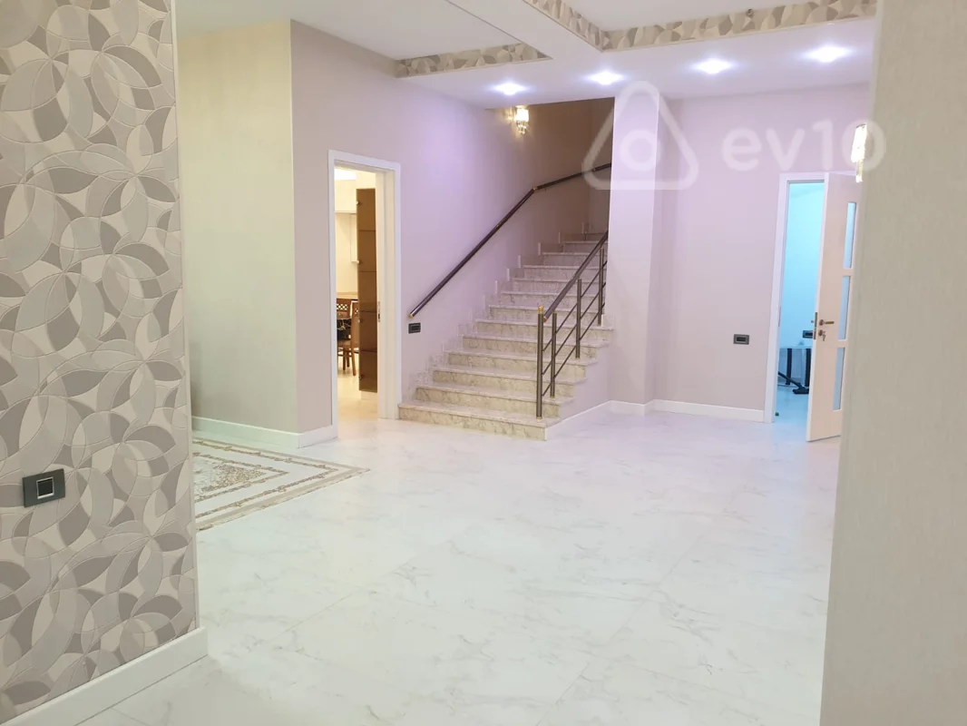 7 otaqlı həyət evi, 500 m², Mərdəkan Şossesi — Ev, villa, Bakı (11)