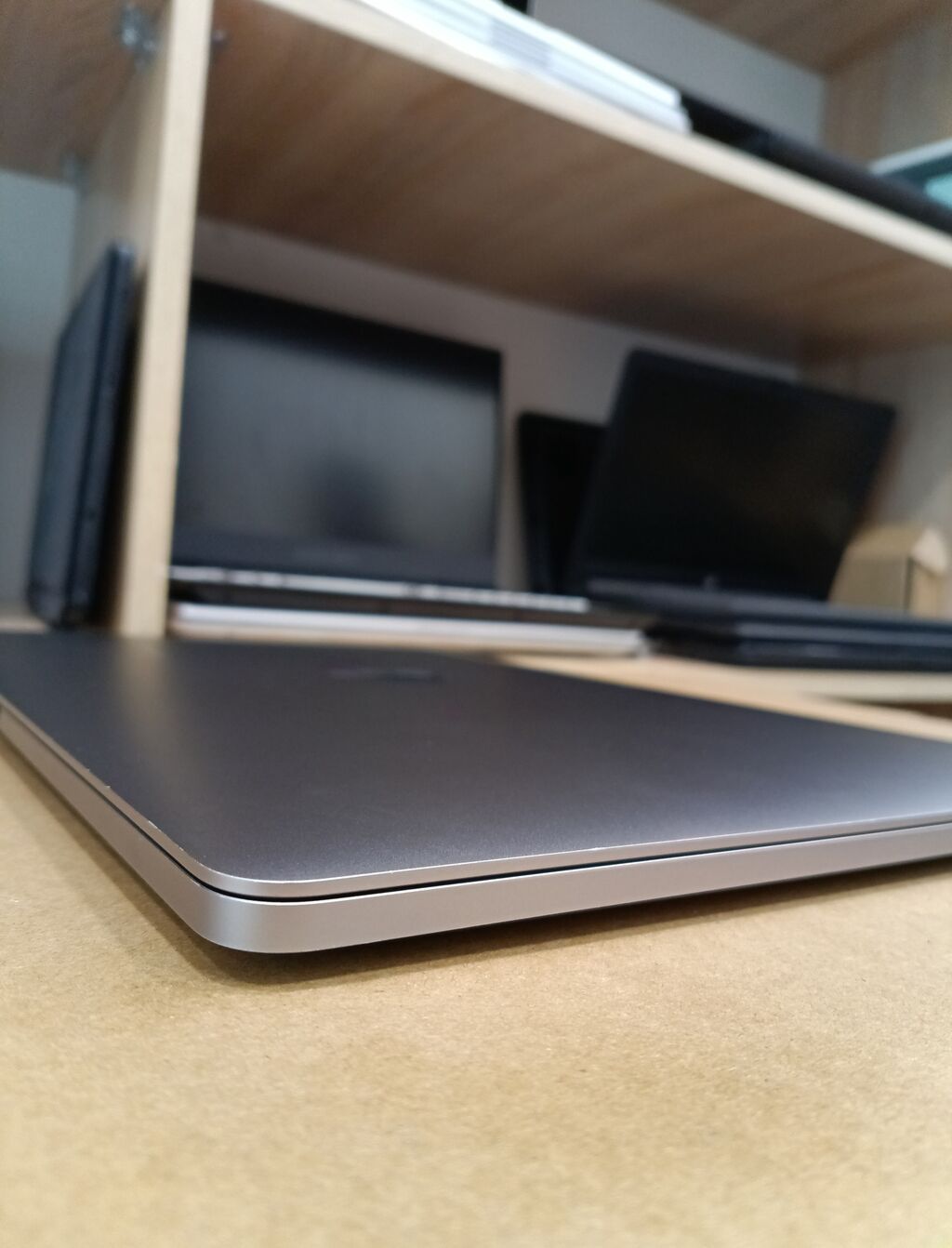 Başlıq: MacBook Pro 15.4 / Core i7 / 16GB RAM / Radeon Pro 555X — Apple Macbook, Bakı (7)
