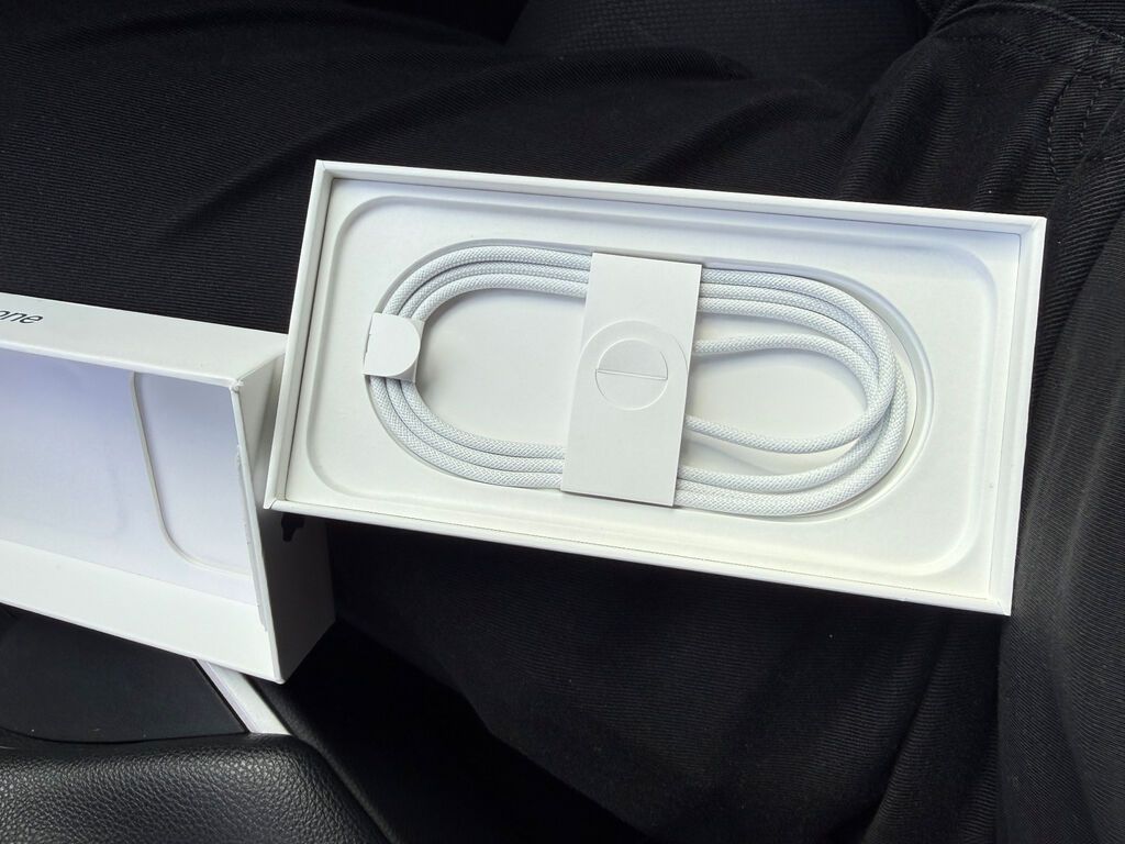 IPhone 17 Pro, 256 GB, Göy, Simsiz şarj, Face ID, Sənədlərlə — Apple iPhone, Bakı (8)