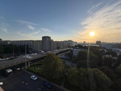 Satılır 3 otaqlı köhnə tikili 90 m² — İlkin bəy — Пәтер