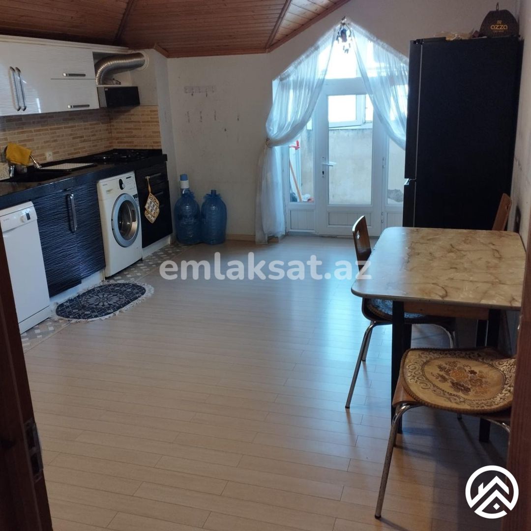 Satılır 3 otaq köhnə tikili 108 m², Yeni Günəşli — Mənzil, Bakı (3)