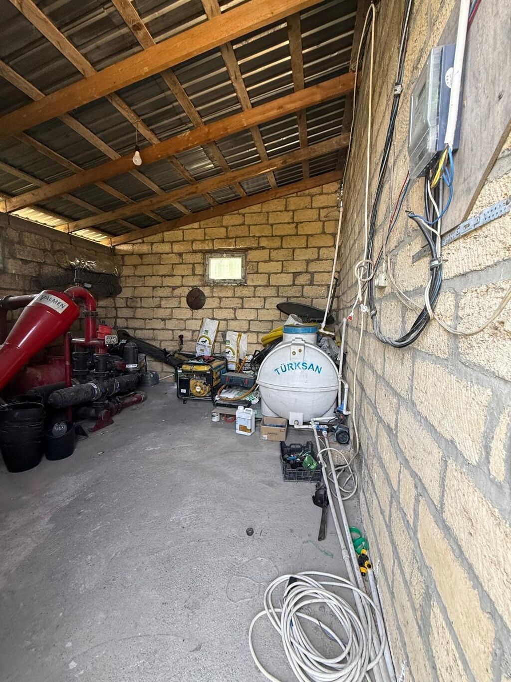 Xaçmaz rayon yergüc kəndində 4 hektar intensiv bag satılır. Gölü var — Ev, villa, Bakı (8)