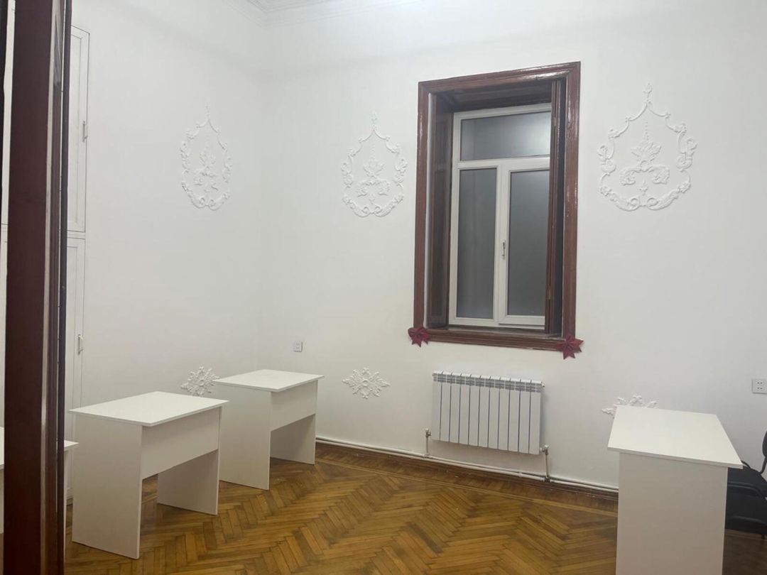 İcarəyə verilir 8 otaqlı ofis 360 m² — Ofis, Bakı (6)