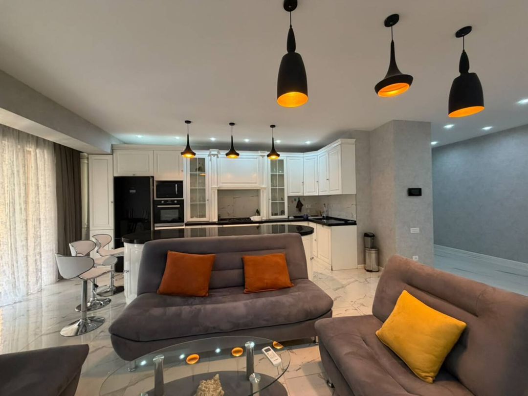 Satılır 3 otaqlı yeni tikili 138 m² — Mənzil, Bakı