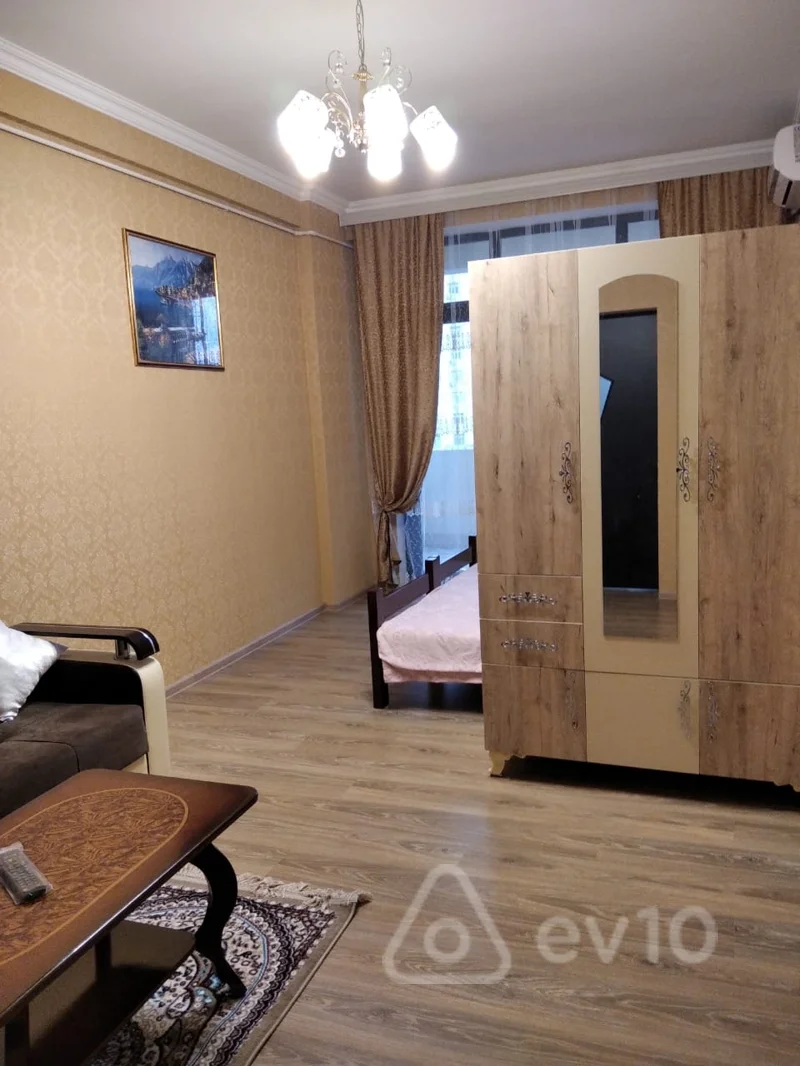 1 otaqlı mənzil, 50 m², Ruslan Cəfərov küçəsi — kirayə — Mənzil, Bakı (2)