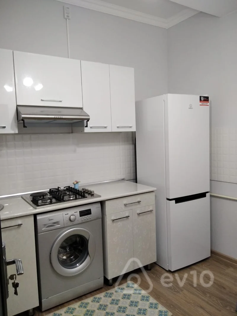 1 otaqlı mənzil, 50 m², Ruslan Cəfərov küçəsi — kirayə — Mənzil, Bakı (8)