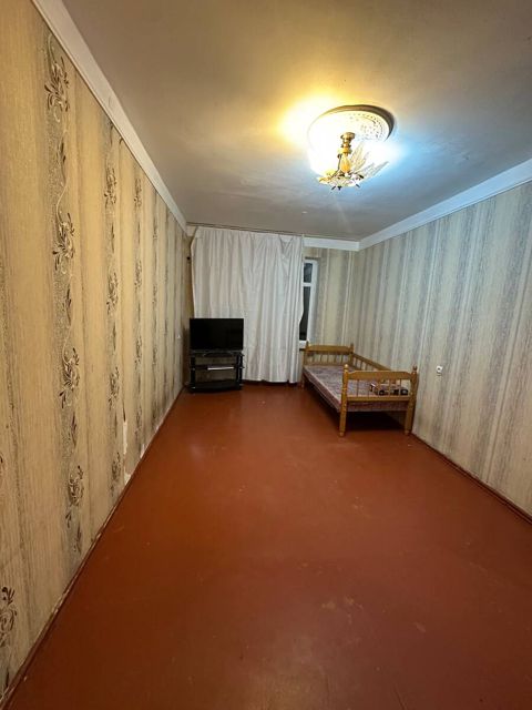Satılır 2 otaqlı köhnə tikili 60 m² — Bakı