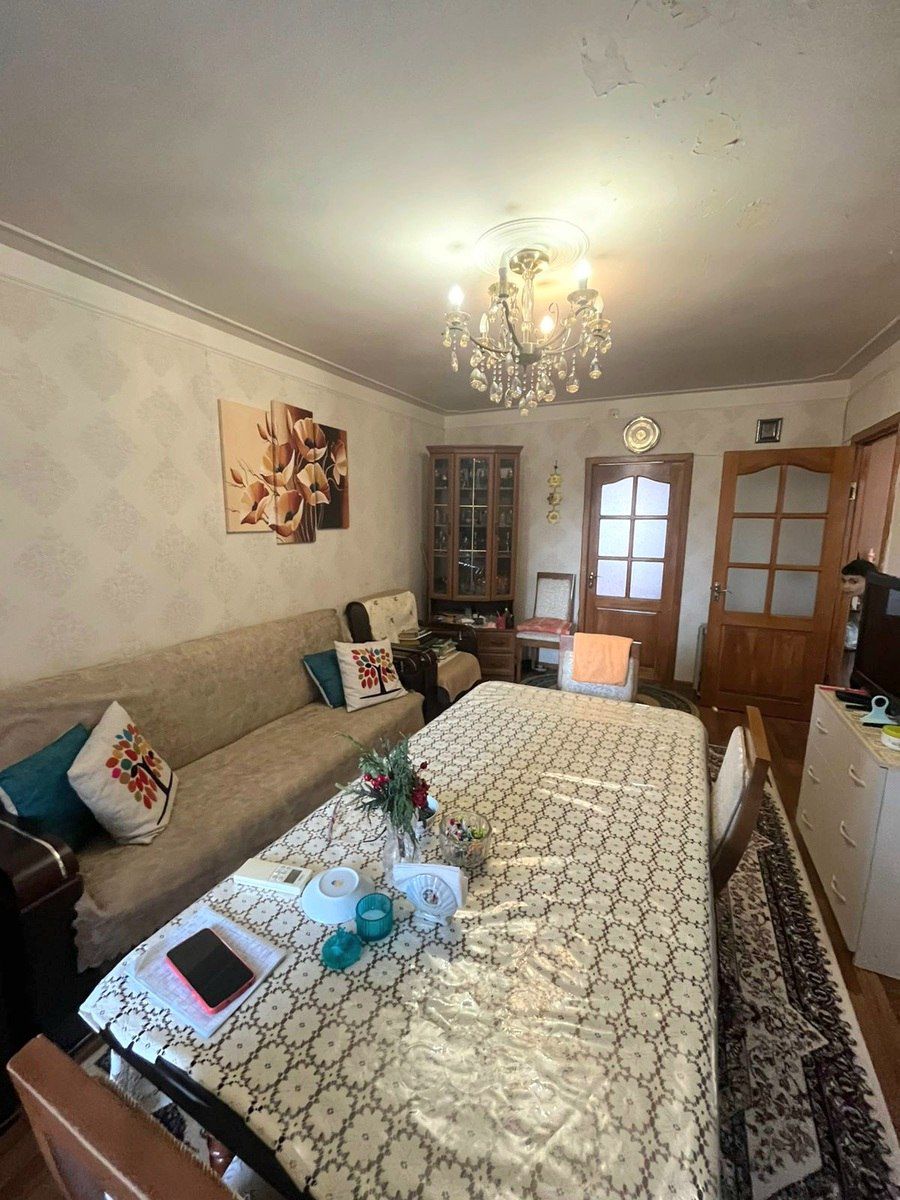 Satılır 3 otaqlı köhnə tikili 70 m² — Mənzil, Bakı (2)
