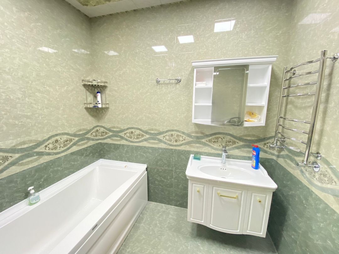İcarəyə verilir 3 otaqlı yeni tikili 130 m² — Mənzil, Bakı (6)