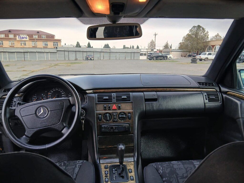 Mercedes E 240, 2.4 L, 1999 il, 419 038 km 10-VE-560 — Avtomobillər, Gəncə (5)