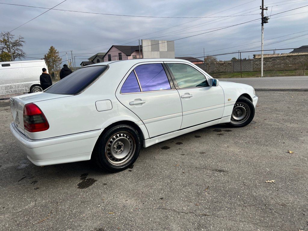 Mercedes C 240, 2.4 L, 1998 il, 555 846 km 38-BJ-370 — Avtomobillər, Bakı (12)