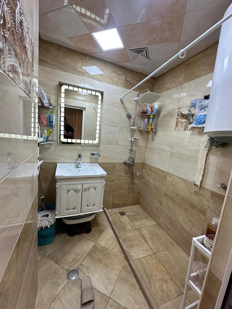 Satılır 4 otaqlı köhnə tikili 100 m² — Mənzil, Bakı (3)