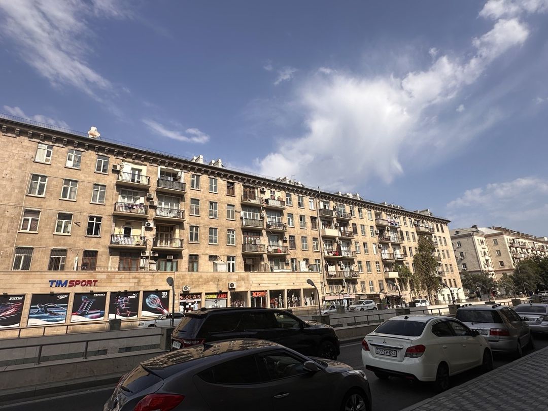 Satılır 2 otaqlı köhnə tikili 56 m² — Mənzil, Bakı (5)