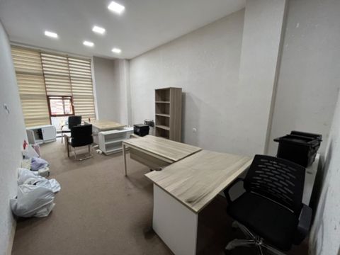 İcarəyə verilir 1 otaqlı ofis 30 m² — Bakı