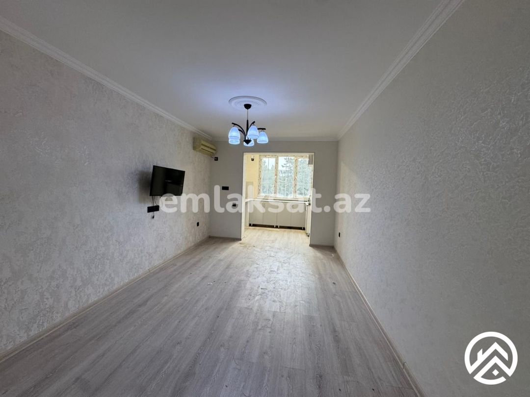 Satılır 2 otaq köhnə tikili 40 m², Xalqlar dostluğu metrosu — Mənzil, Bakı (2)
