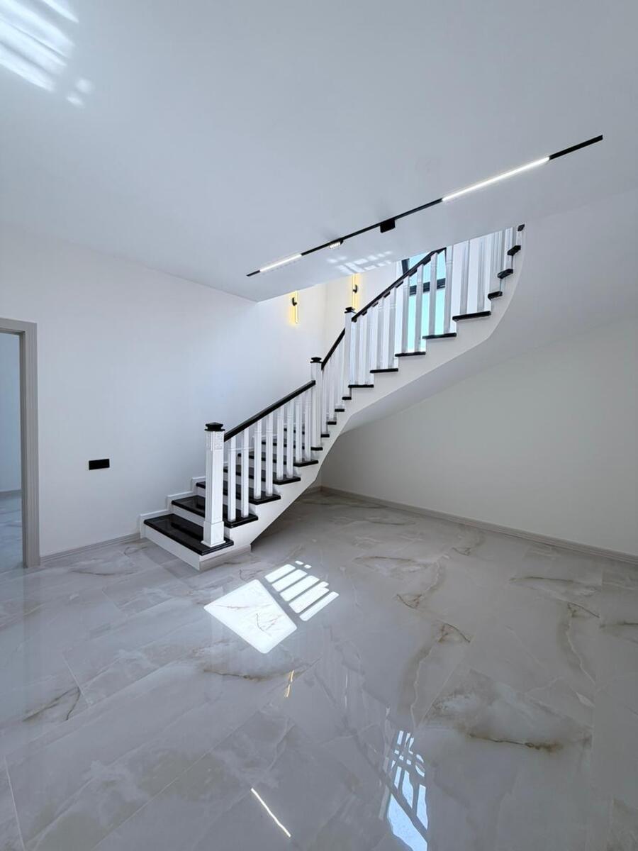 Satılır 5 otaqlı həyət evi/bağ evi 200 m² — Ev, villa, Bakı (6)