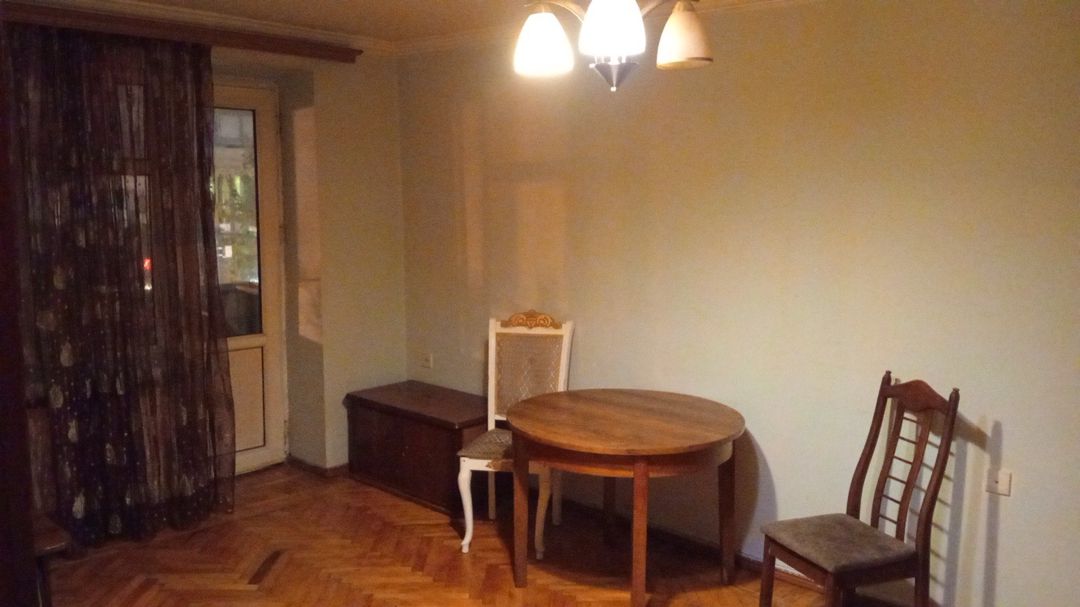 İcarəyə verilir 2 otaqlı köhnə tikili 60 m² — Mənzil, Bakı