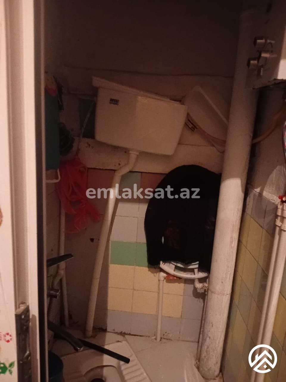 Satılır 1 otaq köhnə tikili 30 m², Bakıxanov — Mənzil, Bakı (4)