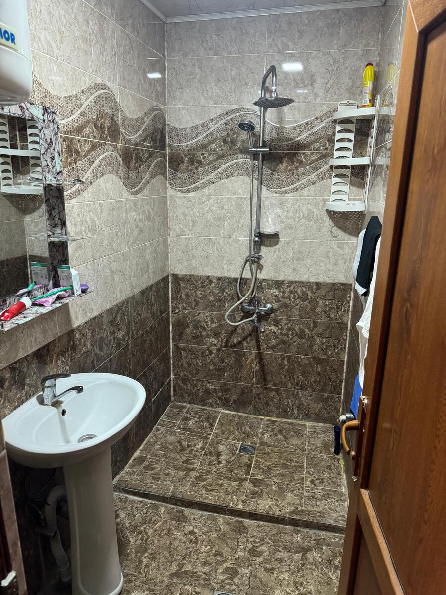 Satılır 2 otaqlı köhnə tikili 60 m² — Mənzil, Bakı (7)