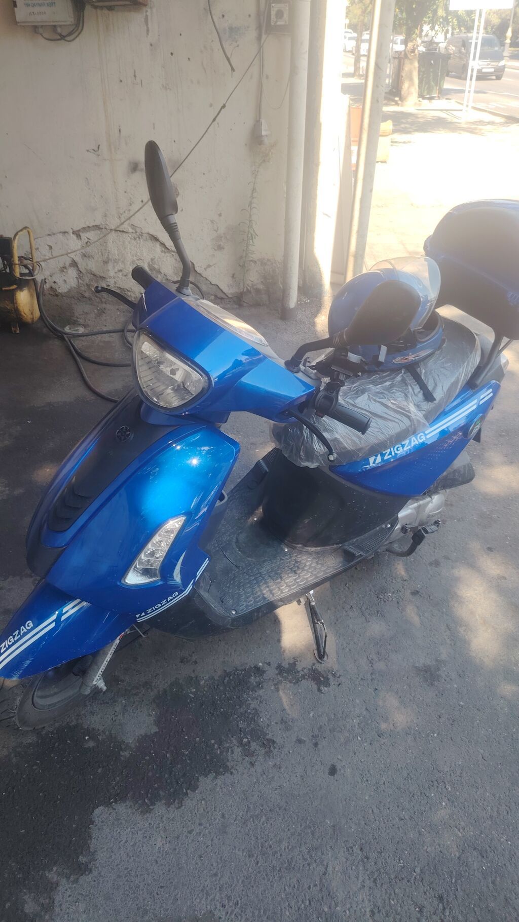 Məhsul: Şəhər üçün rahat Motosiklet(moped) skuter + dəbilqə + telefon — Mopedlər və skuterlər, Bakı (4)