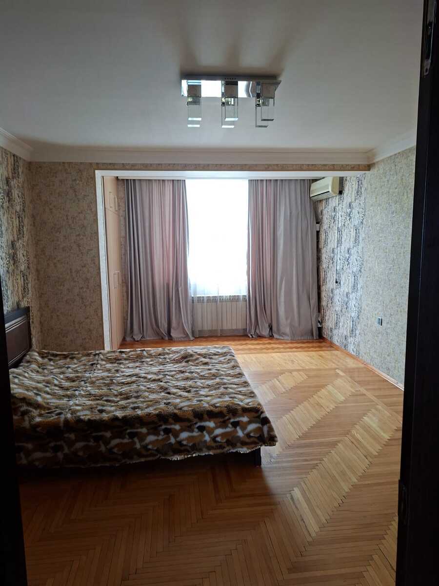 Satılır 4 otaqlı köhnə tikili 120 m² — Mənzil, Bakı (8)