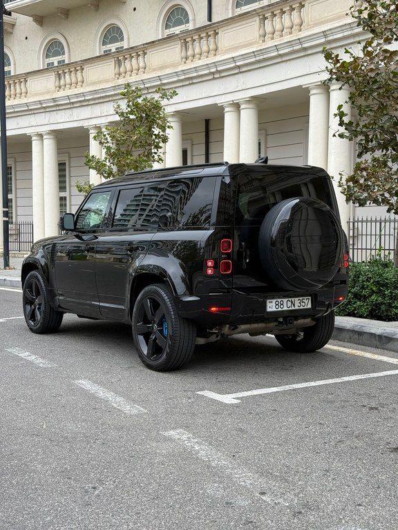 Land Rover Defender, 3.0 L, 2021 il, 79 000 km 88-CN-357 — Avtomobillər, Bakı (2)