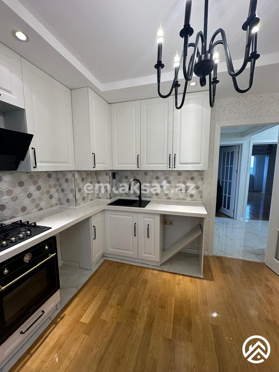Satılır 3 otaq köhnə tikili 95 m², Yasamal — Mənzil, Bakı (10)