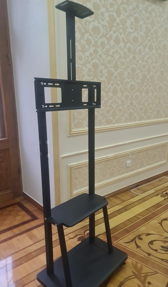 Bərkidilmiş formalı kronşteyn — Bakı