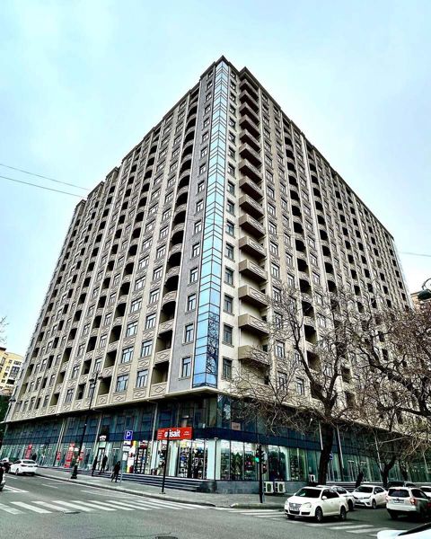 Satılır 2 otaqlı yeni tikili 90.1 m² — Bakı